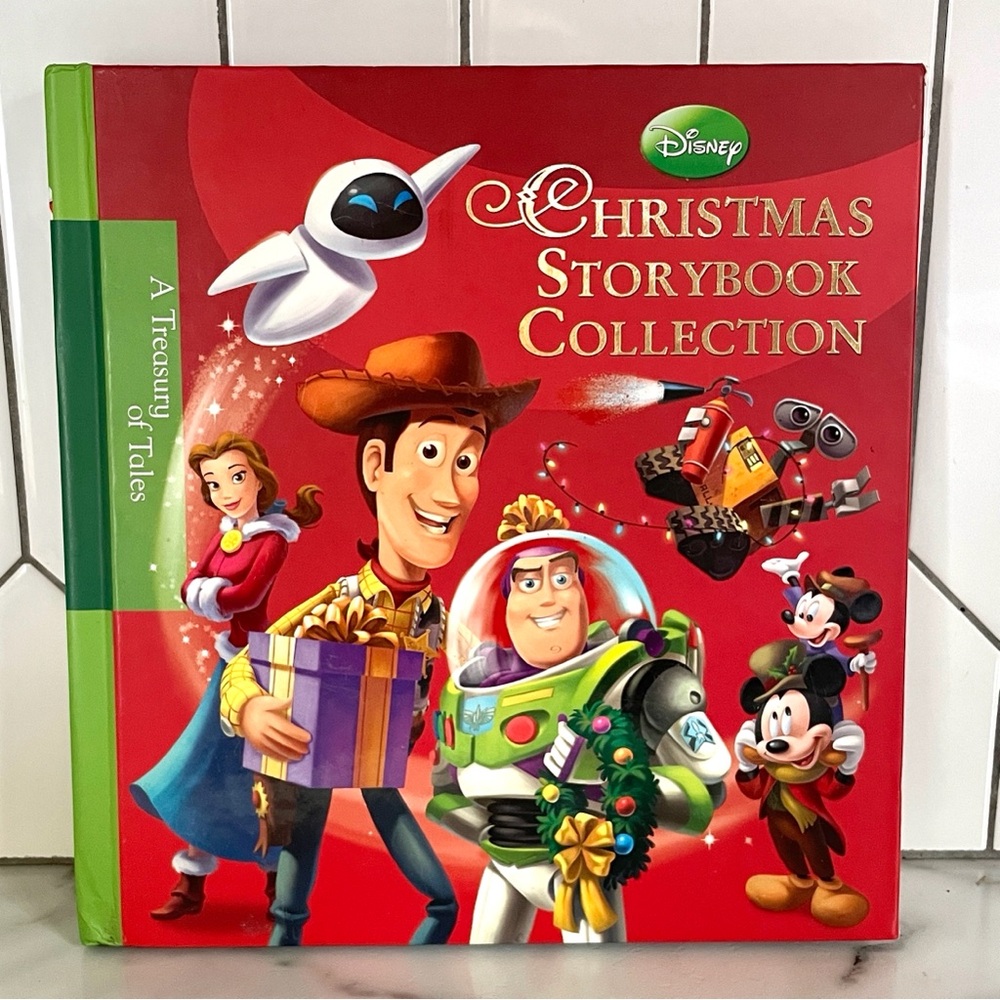 2009 Disney Christmas Storybook Collection: A Treasury of Tales, Hardcover Book